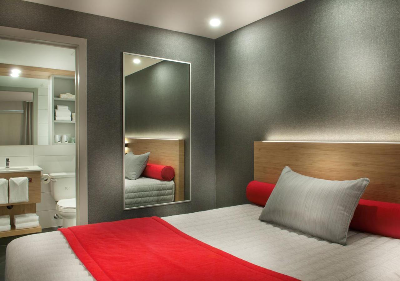 מלון Ramada By Wyndham לאוול מראה חיצוני תמונה